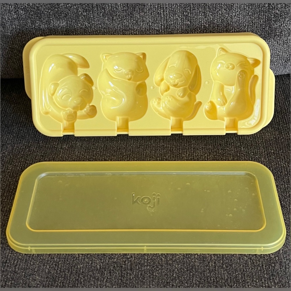 Koji Animal-Shaped Ice Cream or Popsicle Mold